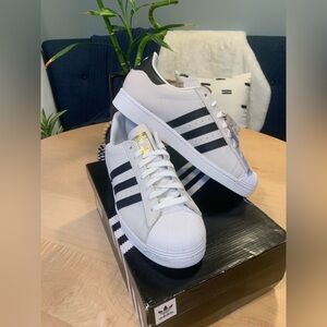 Men’s Adidas Superstar ADV size 10